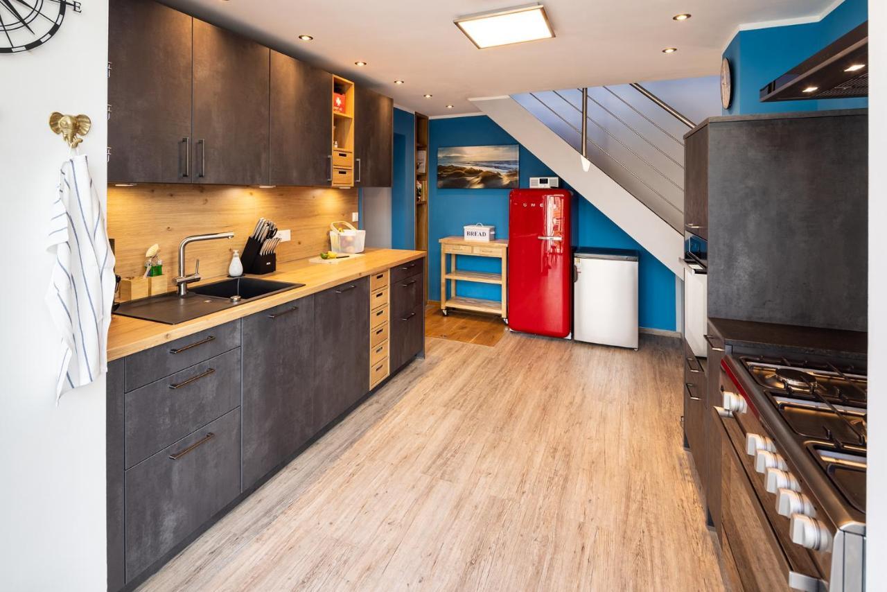 Villa Auszeithaus Pilsum mit großem Wintergarten - 8 Personen Krummhörn Exterior foto